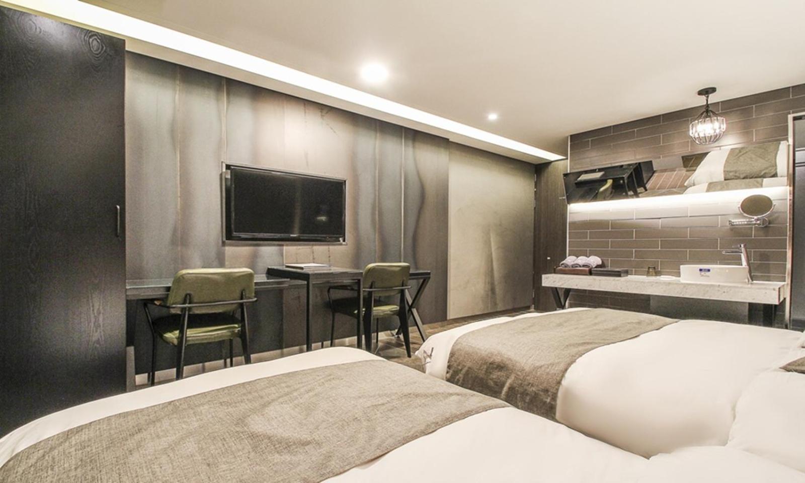 Jamsil 2.4 Hotel Сеул Екстериор снимка