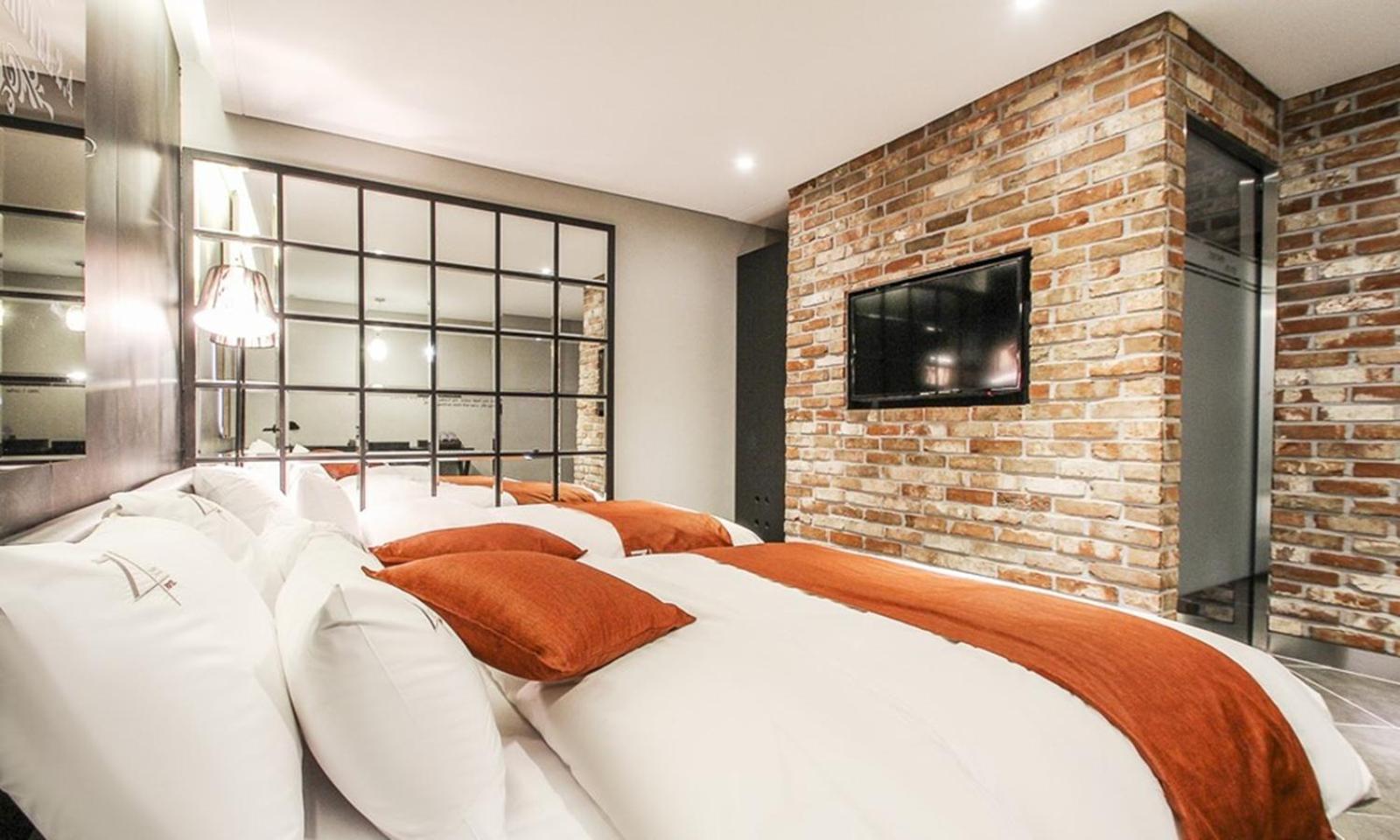Jamsil 2.4 Hotel Сеул Екстериор снимка