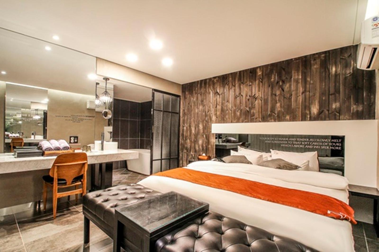 Jamsil 2.4 Hotel Сеул Екстериор снимка